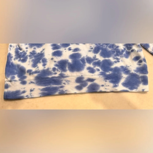 Monrow Women’s Blue & White Tie Dye Long Sleeve Sweatshirt Size M - Picture 4 of 8